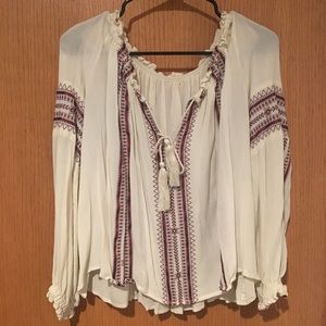 Francesca’s Bohemian Style long sleeve Blouse